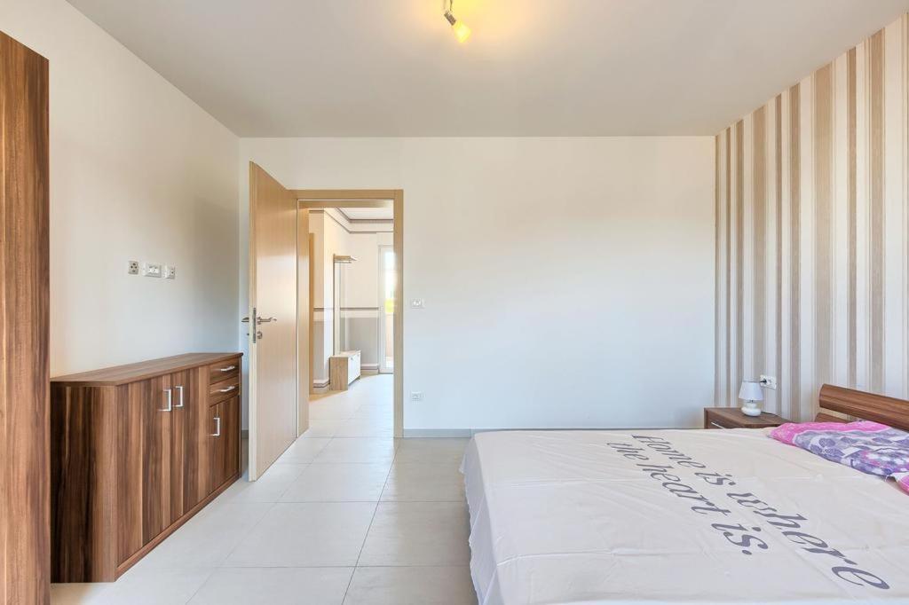 Lovely Fazana Apartments 400M From The Sea Exterior foto