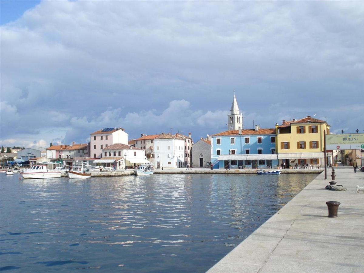Lovely Fazana Apartments 400M From The Sea Exterior foto